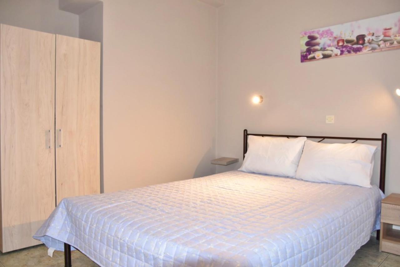 Anemomylos Apartments Lixouri Bagian luar foto