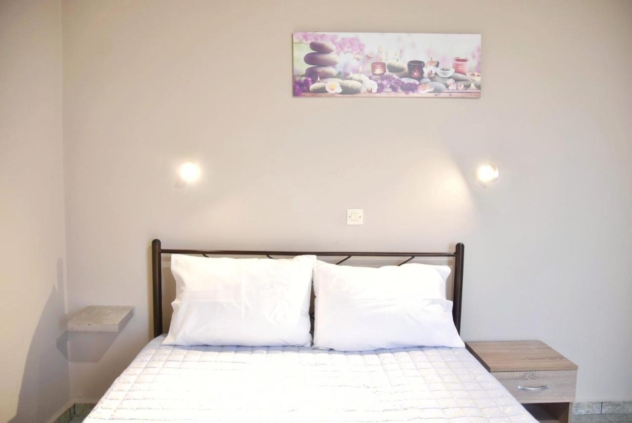 Anemomylos Apartments Lixouri Bagian luar foto
